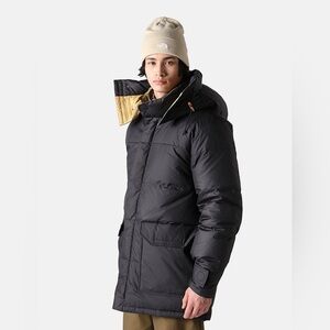 The North Face / M77 Brooks Range Parka / 600 Fill-power / Size M